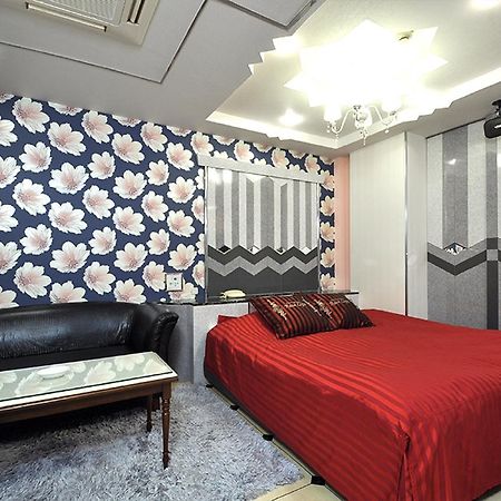 Hotel Roselips Tsuruhashi (Adults Only) Osaka Exterior foto