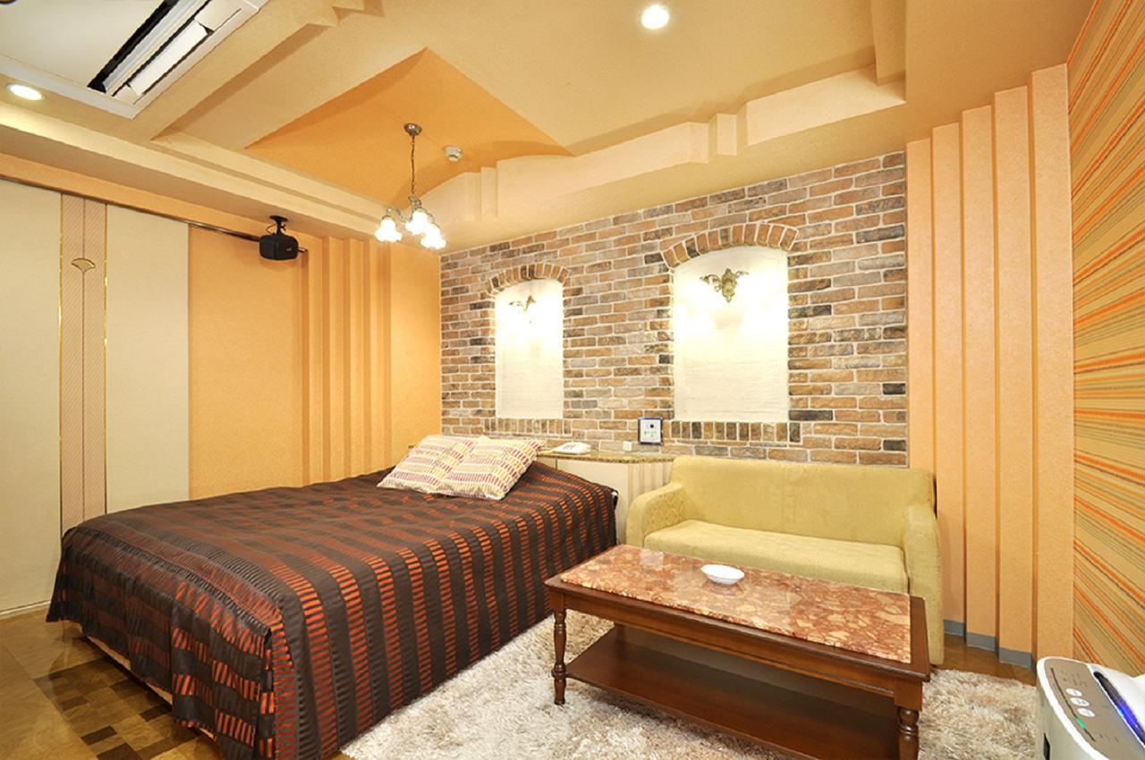 Hotel Roselips Tsuruhashi (Adults Only) Osaka Exterior foto